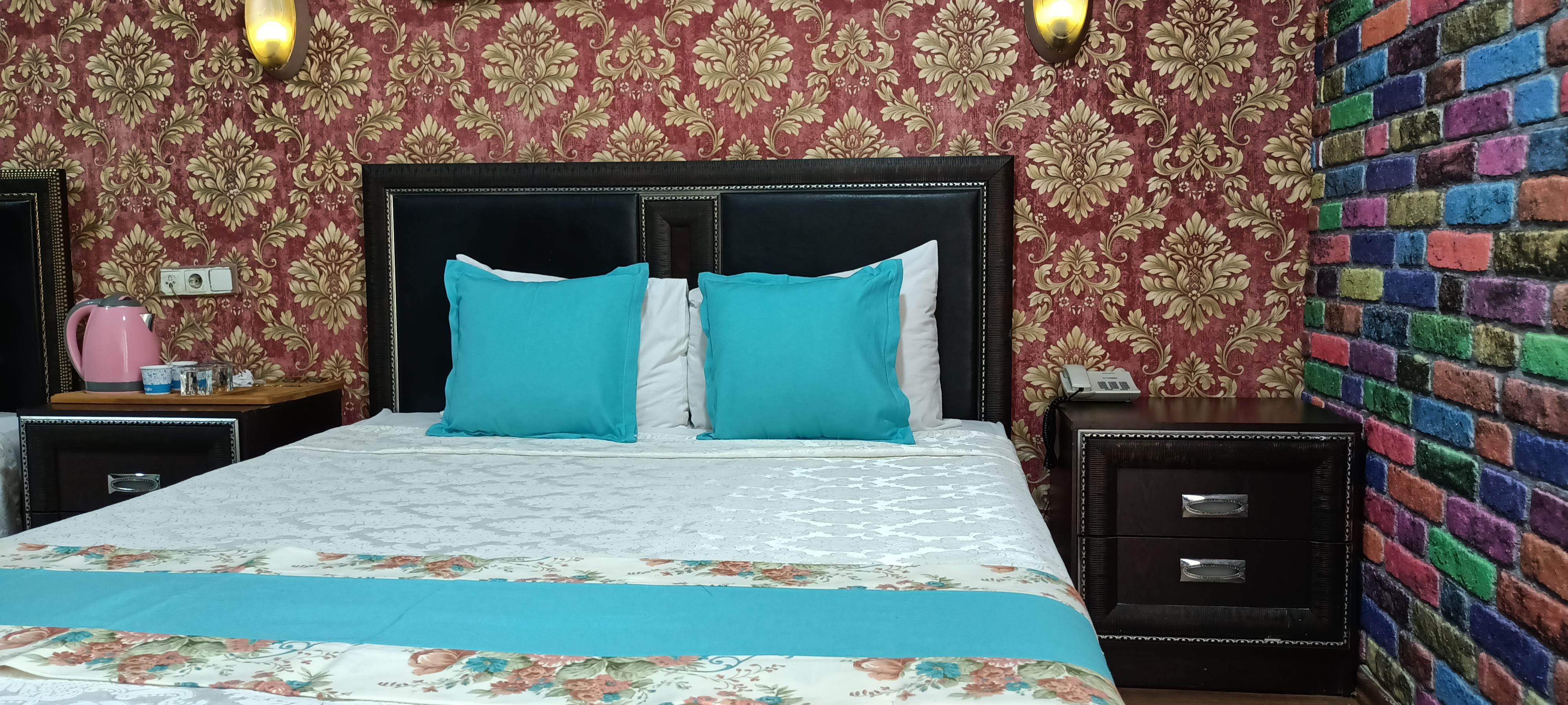 Adana Saray Hotel Buitenkant foto
