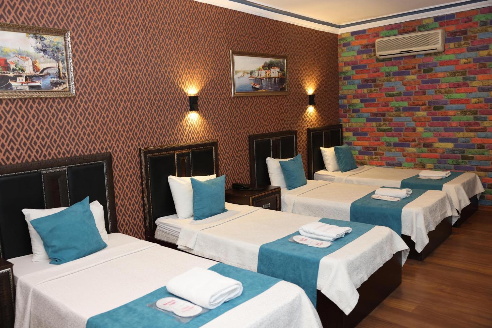 Adana Saray Hotel Buitenkant foto