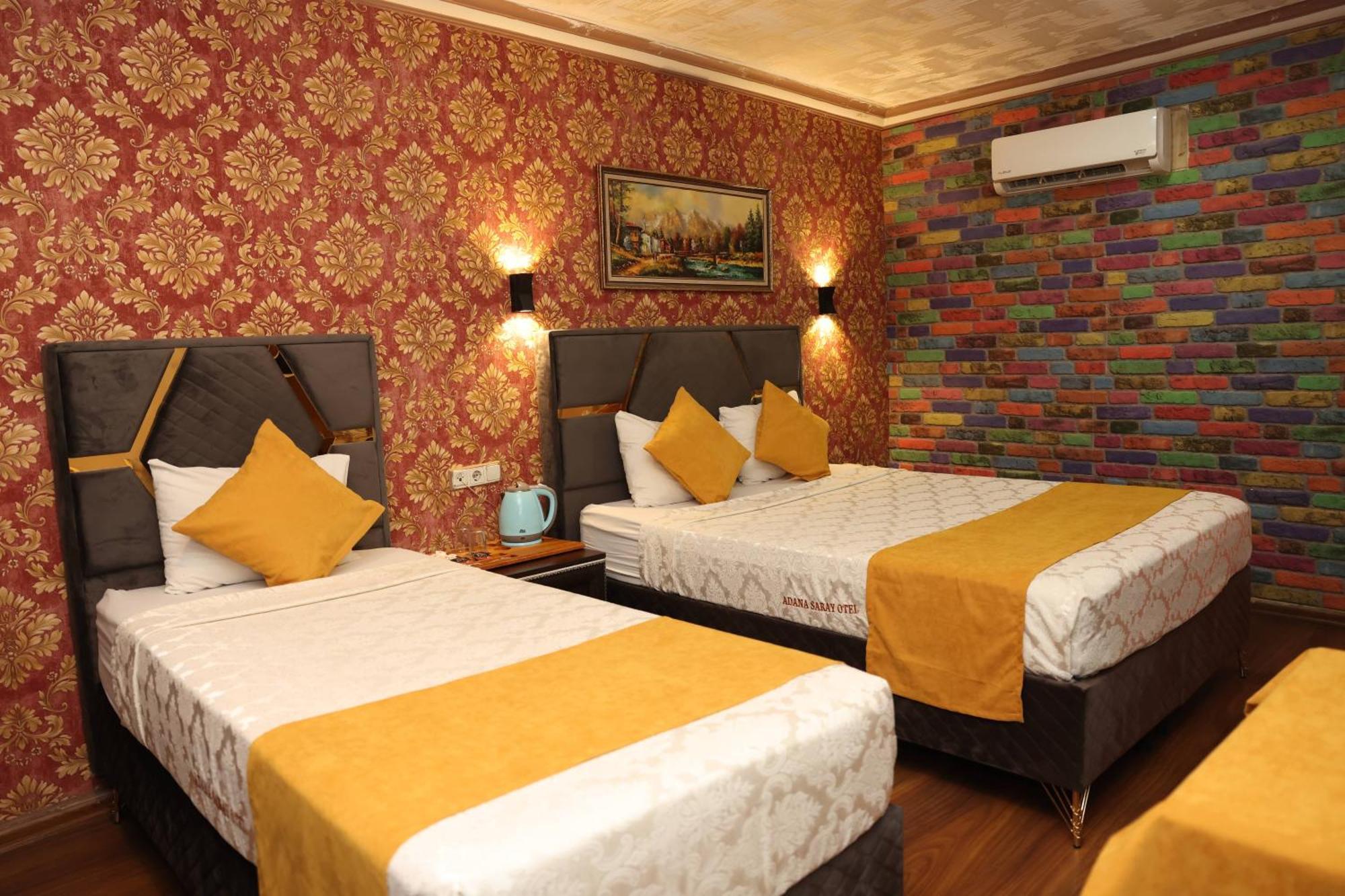 Adana Saray Hotel Buitenkant foto