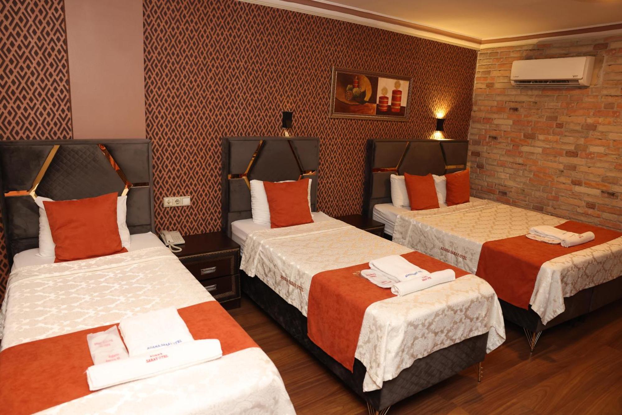 Adana Saray Hotel Buitenkant foto